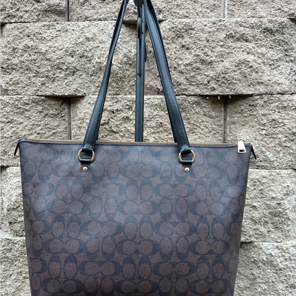Coach Brown and Black Gallery Signature Tote Bag - Picture 7 of 16